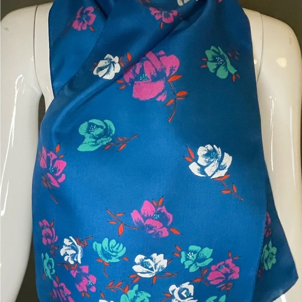 Vintage Electric Blue Scarf 10 In by 48 In Excellent Condition